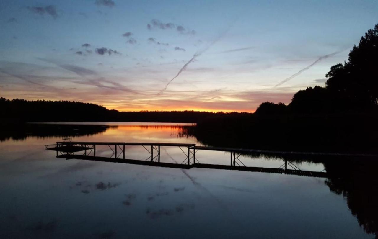Jw Mazury Domy Wakacyjne Nad Jeziorem-Dom Czapla Waplewo  Luaran gambar